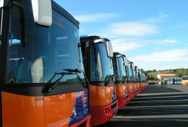 Les cars Hérault transport en stationnement au dépôt